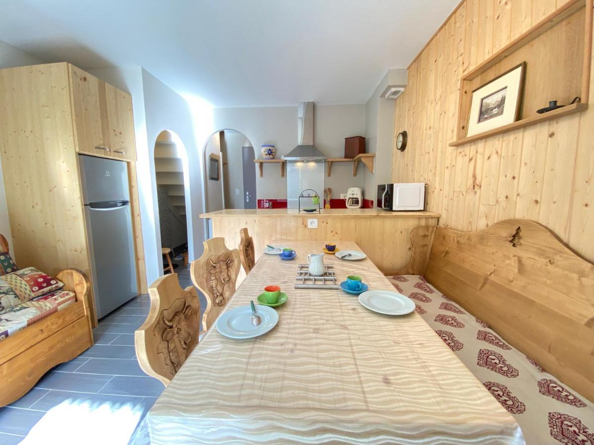 Joli Chalet 60M2 Proche Du Centre. Parking. Balcon كوتيريه المظهر الخارجي الصورة